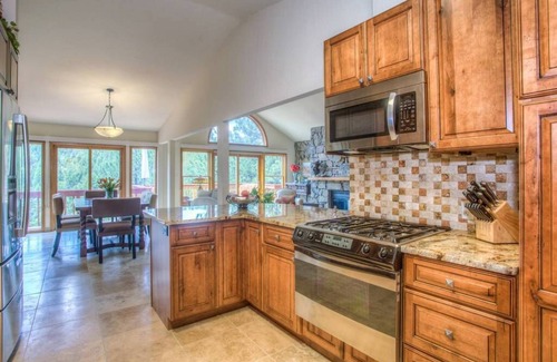 Pine House | Luxurious Mountain Escape on 14 acres with Hot Tub