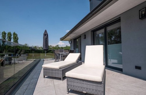 Anif Apartment | Luxurious penthouse apartment