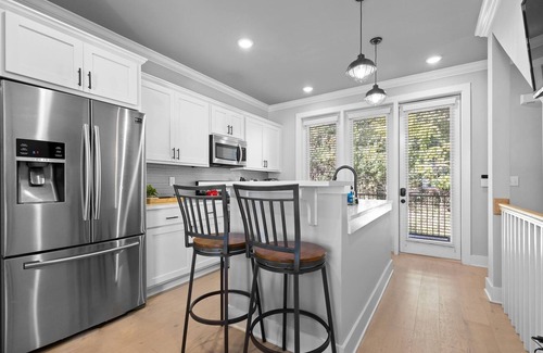Northside House | Luxurious, Pet-friendly Home in Amazing Location
