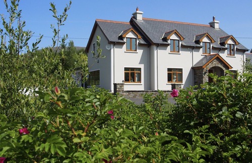 Ardnatrush House | Luxurious spacious mountain view home, Wild Atlantic Way, sleeps 12