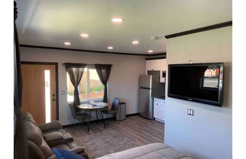 Downey Apartment | Luxurious Stay in L.A: Welcome to Downey