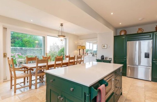 St. Andrews House | Luxurious traditional villa with spectacular views.