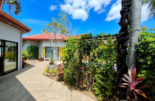 South Pattaya Villa | LUXURIOUS VIEW TALAY VILLA 400M FROM BEACH - PATTAYA HOLIDAY HOUSE