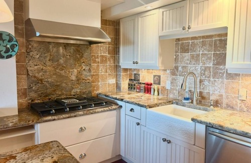 Estate Southgate House | Luxurious Villa - Downstairs Level with Patio