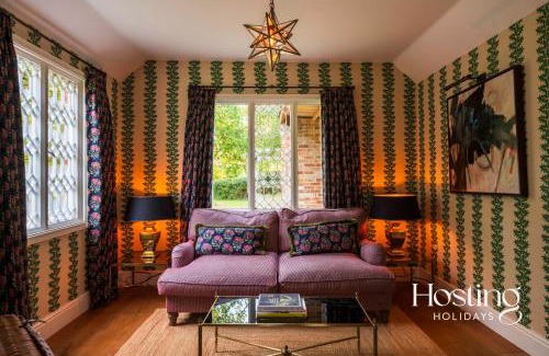 Henley House | Luxurious Vineyard Hideaway At Stanlake Park
