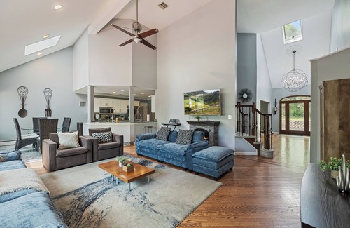 Stony Point Villa | Luxury 10BR Escape w/Pool, Hot Tub & Game Lounge
