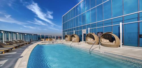 Alamitos Beach Apartment | Luxury 1BR Oceanic Getaway