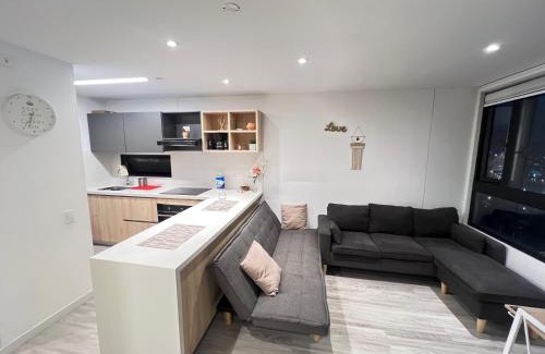 Chapinero Apartment | Luxury 1BR Penthouse With a Rooftop Pool, Near Zona G!
