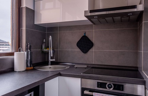 Chiajna Apartment | Luxury 2 Room Apartment Militari Residence M3
