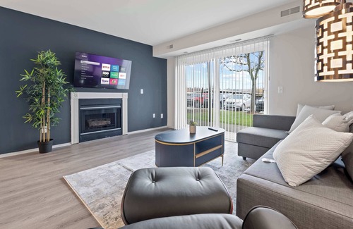Bryant Pattengill West Apartment | Luxury 2BD | DT Ann Arbor | 3 Beds | Free Parking