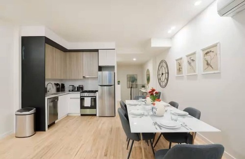 Central Park South Apartment | Luxury 2BR Duplex 5min to Central Park