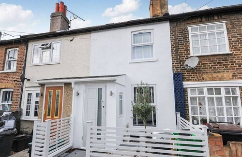 Plaistow and Sundridge House | Luxury 3 Bedroom House in Bromley, South East London