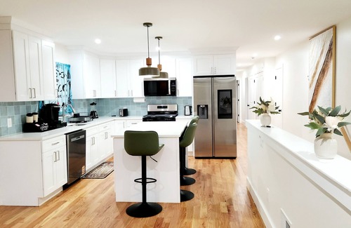 Weequahic House | Luxury 3BR Retreat Near NYC