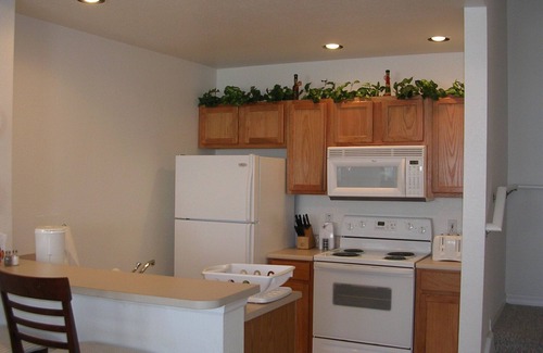 Venetian Bay Villages House | Luxury 3Br Townhome in Gated Community Minutes from Disney & Universal!
