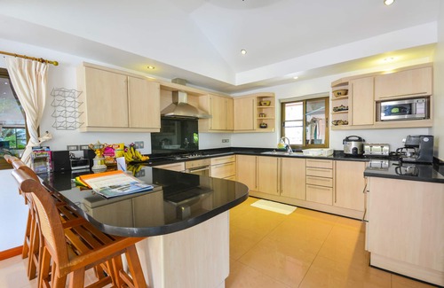Kata Villa | Luxury 4 Bed Pool Villa with Chef