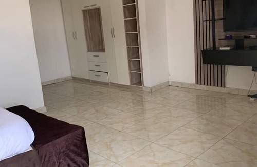 Ofin House | "Luxury 4-Bedroom Duplex in Lekki Lagos - Your Perfect Getaway