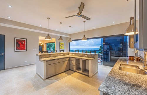 Ballena Villa | Luxury 5BR Ocean View Villa w/Pool, Hot Tub & Concierge/Sleeps 12/Beach 5 Min