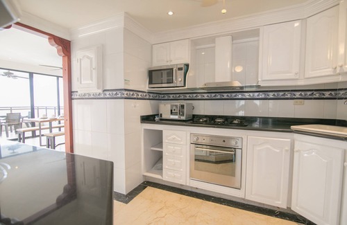 El Laguito Apartment | Luxury 8 Bedroom Penthouse with Private Jacuzzi