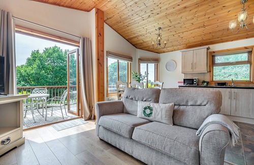 Charlesworth Ski Chalet | Luxury and contemporary styled lodge.