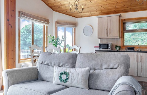 Charlesworth Ski Chalet | Luxury and contemporary styled lodge.