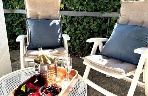 Agra Apartment | Luxury apartment with pool