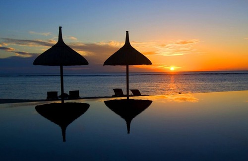 La Mivoie Apartment | LUXURY APARTMENT GIVING UP ON THE BEACH