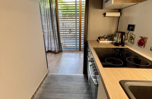 Kirchrode-Bemerode-Wulferode Condo | Luxury Apartment Hanover