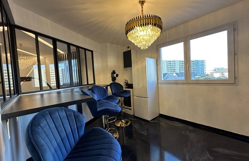 Port Apartment | Luxury Apartment - Sea View - Jacuzzi - Balcony