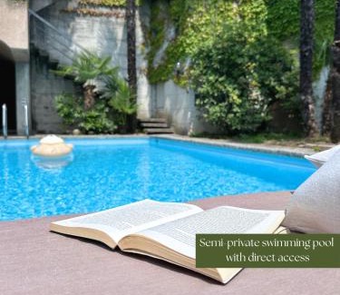 Agra Apartment | Luxury apartment with pool