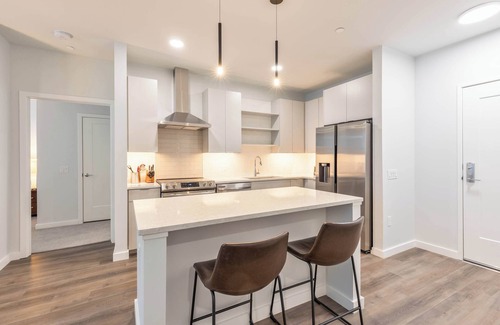 Piety Corner Apartment | Luxury Apt with Rooftop Terrace and Pool