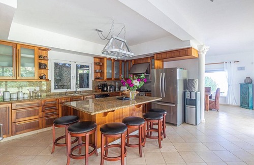 Sosua Villa | Luxury beachfront complex: 2 villas, pools, billiard, table tennis, volley!
