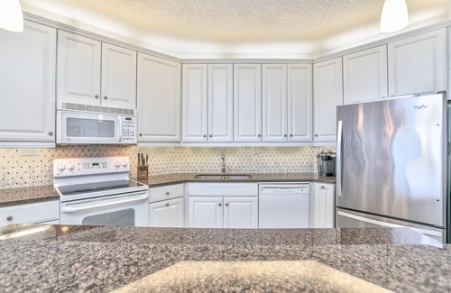 Ono Island Condo | Luxury Beachfront Condo - Direct Panoramic Gulf Views and Pets Considered!