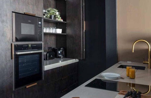Comely Bank Apartment | Luxury Boutique Apt in fashionable Stockbridge 5*