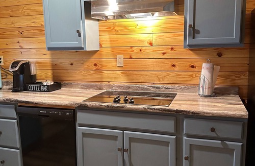 Wing Cabin | Luxury Cabin At Blackwater Getaway, Short Walk Downhill To The River!