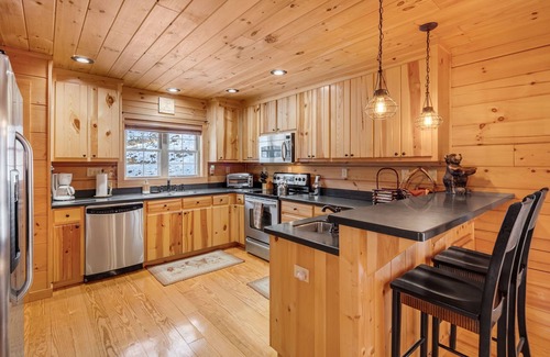 Wolf Laurel House | Luxury cabin in the woods.