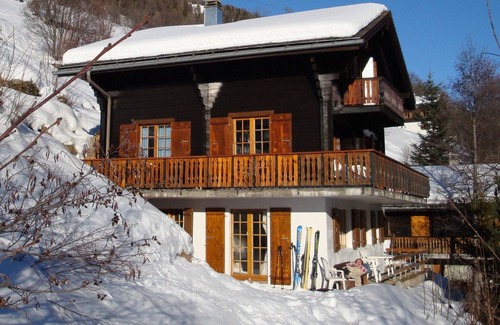 Kippel Ski Chalet | Luxury chalet, stunning views - hike & ski in UNESCO World Heritage Site