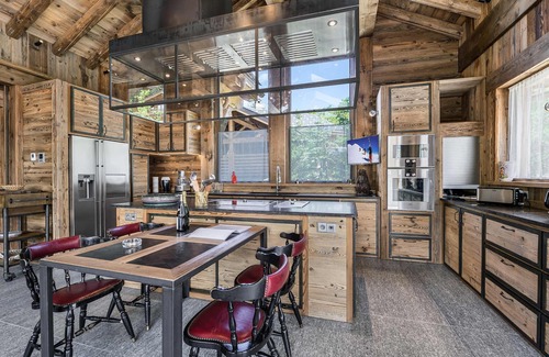 Meribel Village Ski Chalet | Luxury Chalet with Pool, Hammam & Ski Access at Méribel Village
