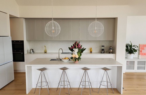 Mornington House | Luxury Coastal Townhouse Mornington