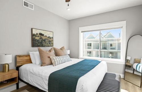 Park Point Apartment | Luxury Condo w Beach Access Dragestil 717-2