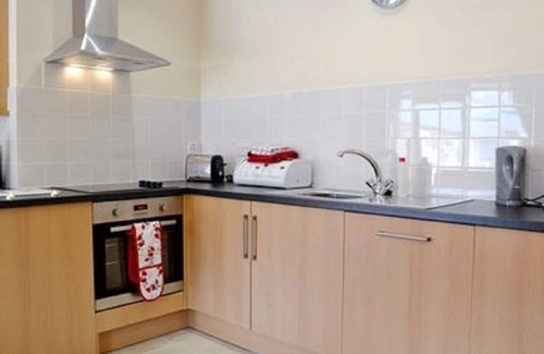 Carmarthen House | Luxury Converted Barn near Carmarthen - sleeps 4