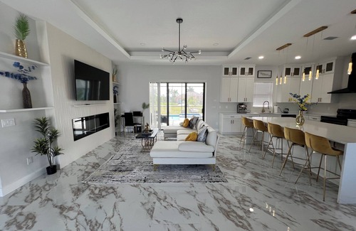 South Gulf Cove House | Luxury Corner