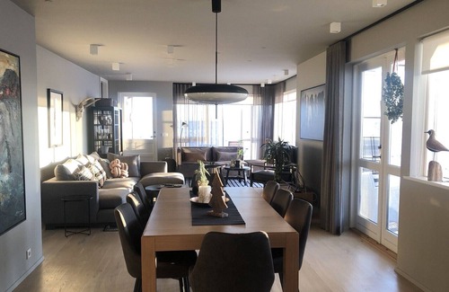 Hvolsvollur Villa | Luxury Country House In South Part Of Iceland 150 m2 very private with jacuzzi