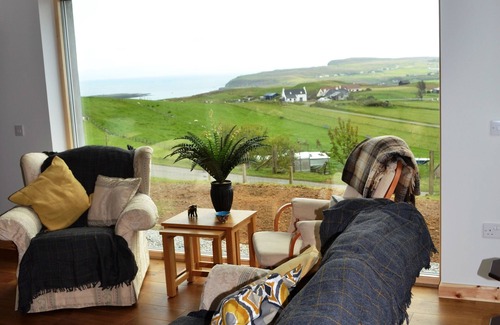 Digg Cottage | Luxury croft house with stunning views in a peaceful setting