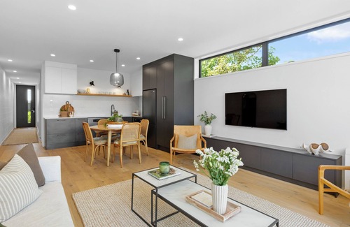Edgeware House | Luxury Escape on City Fringe