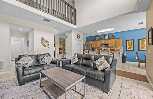Highgate Park House | Luxury executive villa near Disney World in a gated community, WELCOME HOME