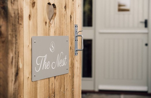 Northallerton Cottage | Luxury Farm Cottage with Hot Tub in Yorkshire