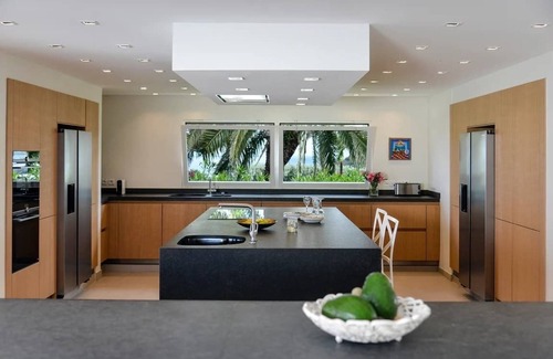 Nettle Bay Villa | Luxury Five bedroom estate with heated pool and gym