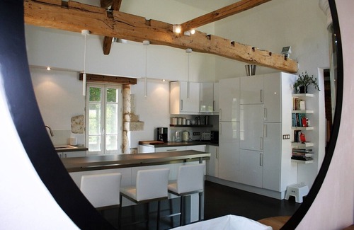 Alos Villa | Luxury French House with Air Con, Large Private Pool, WiFi and Great Facilities