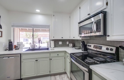 Rancho Bernardo Condo | Luxury fully remodeled 55+ Oaks North Oasis