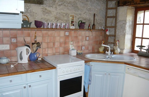 Boisse Cottage | Luxury gite for adult couples, peaceful, open views, large swimming pool